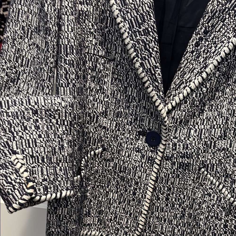 Ellen Tracy Navy and White Tweed Blazer - Picture 5 of 7